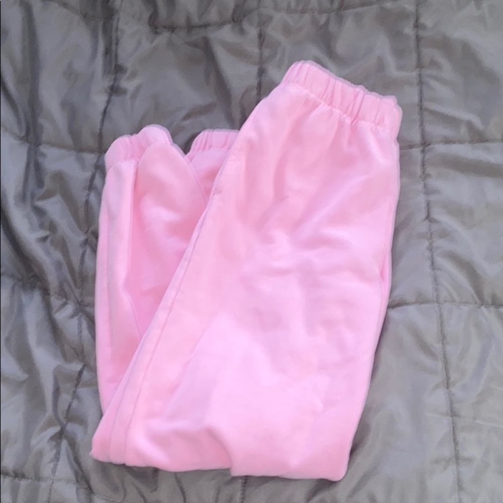 Brandy Melville hot pink Rosas
